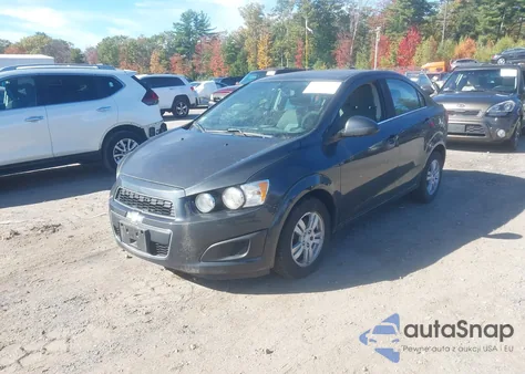 2015 Chevrolet Sonic Lt Auto из США, поврежденный, VIN 1G1JC5SH0F4163799